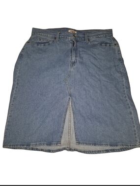 Levi's Signature Light Blue Denim Mi-length A-line Women's Skirt